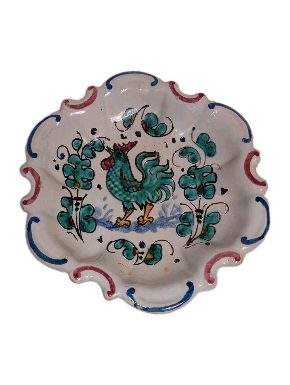 Italian majolica Trinke Dish features a traditional Green Rooster design